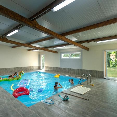 Le Chalet Airaines 外观 照片